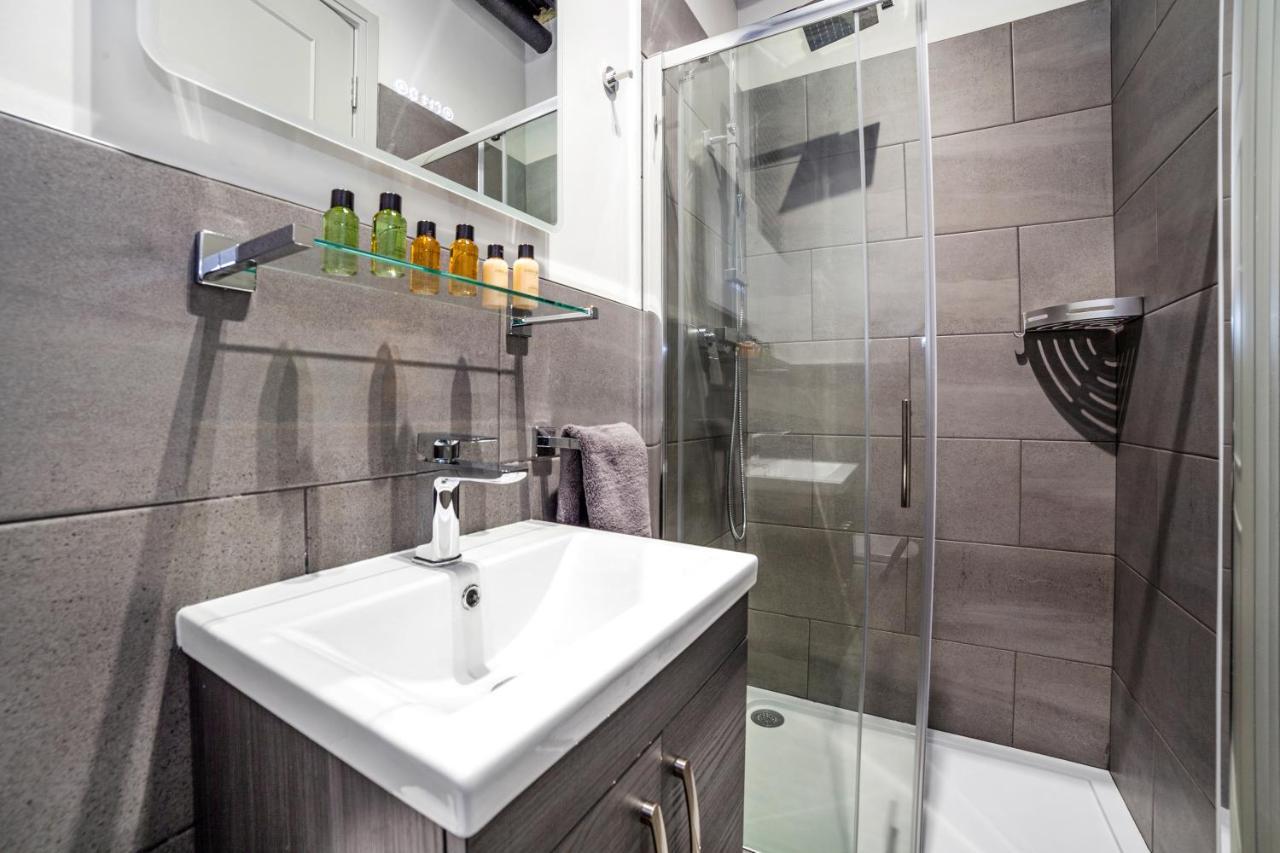 Modern Luxury Studios London Eksteriør bilde